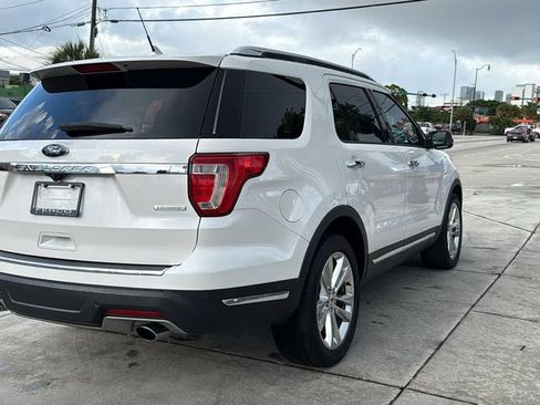 Used 2019 Ford Explorer Limited w/ Ford Safe & Smart Package FWD image 15