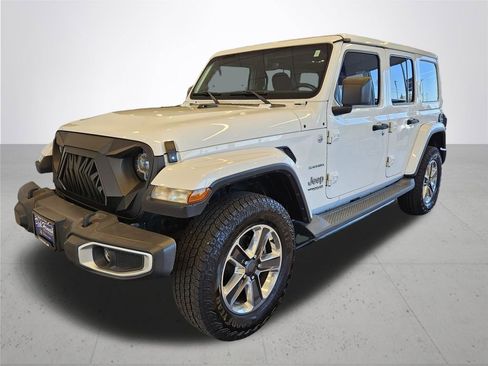 Used 2019 Jeep Wrangler Unlimited Sahara w/ Uconnect 4C Nav & Sound Group image 2