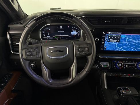 Used 2025 GMC Sierra 1500 Denali Ultimate AWD/4WD image 13