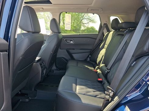 New 2026 Nissan Rogue Platinum AWD/4WD image 5