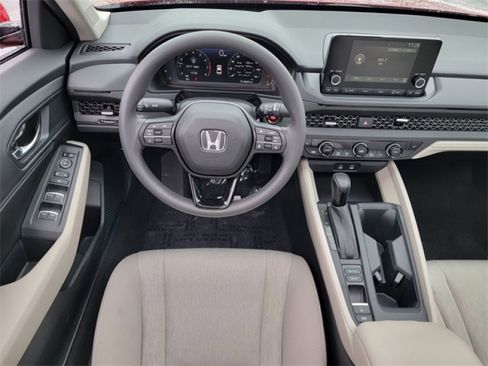 Used 2023 Honda Accord EX image 26