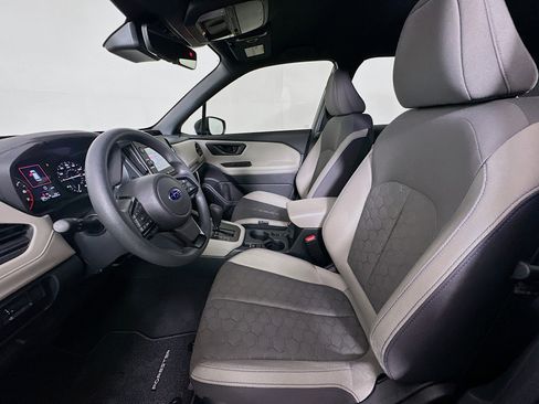 Used 2025 Subaru Forester image 13