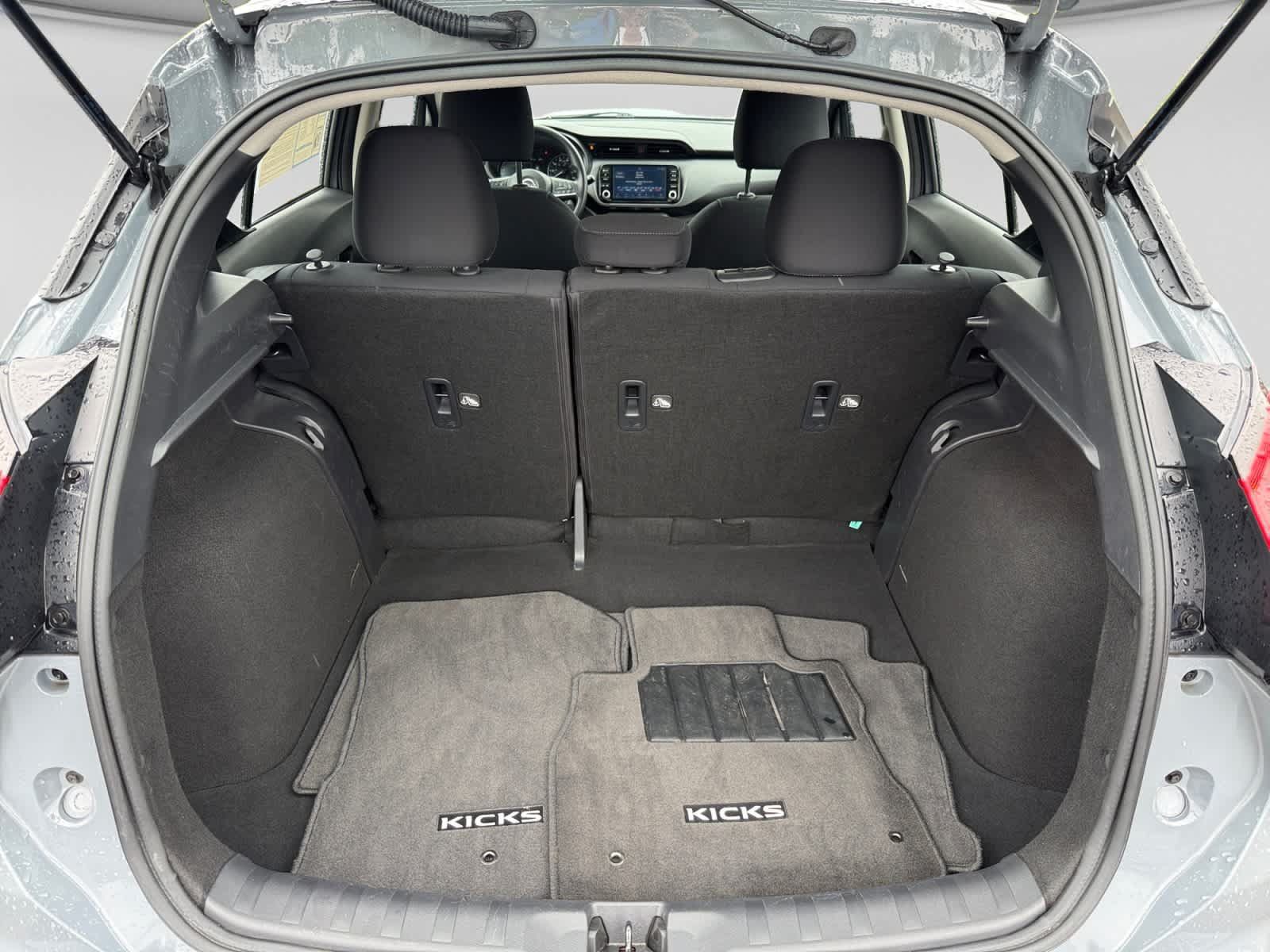 Used 2023 Nissan Kicks SV FWD image 23