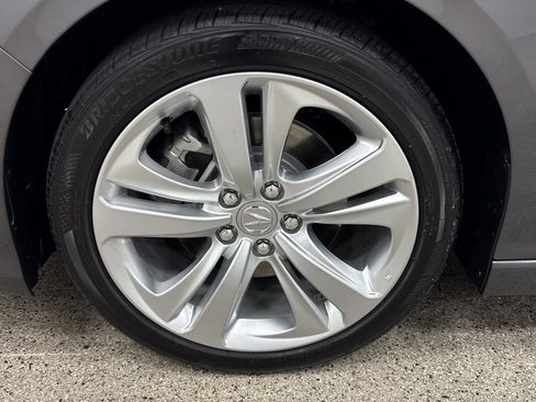 Used 2023 Acura TLX w/ Technology Package image 2