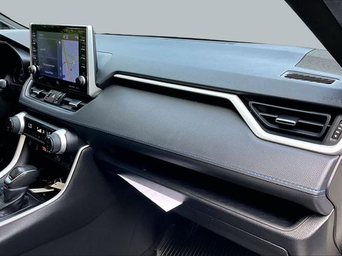 Certified 2022 Toyota RAV4 XSE AWD/4WD image 18
