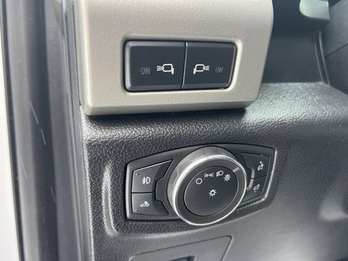 Used 2017 Ford F150 Lariat image 17