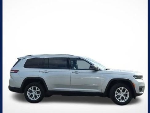 Used 2023 Jeep Grand Cherokee L Limited w/ Luxury Tech Group II AWD/4WD image 1