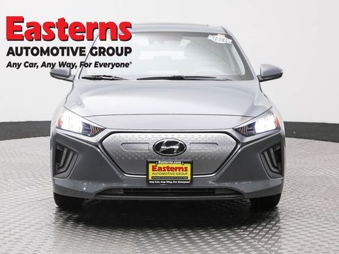 Used 2020 Hyundai Ioniq Limited image 2