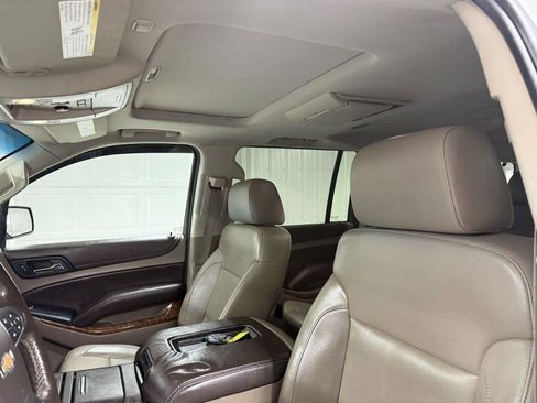 Used 2015 Chevrolet Suburban LTZ image 14
