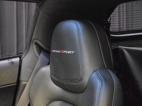 Used 2013 Chevrolet Corvette Grand Sport w/ 2LT Preferred Equipment Group RWD image 22
