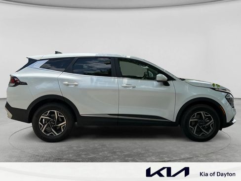 Used 2023 Kia Sportage LX AWD/4WD image 4