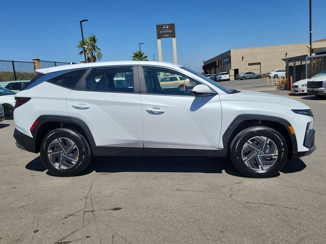 New 2026 Hyundai Tucson Blue SE AWD/4WD image 32