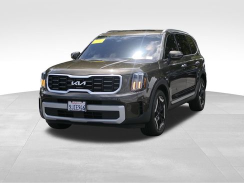 Used 2024 Kia Telluride S w/ S Sunroof Package FWD image 7