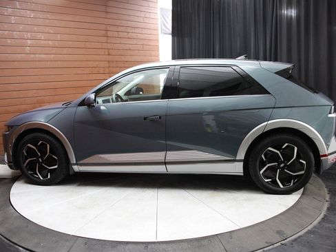 Used 2024 Hyundai Ioniq 5 Limited image 53