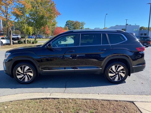 Used 2025 Volkswagen Atlas SEL image 4