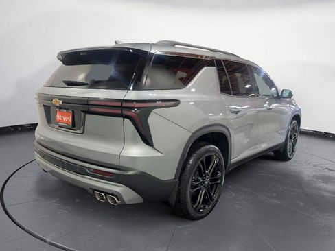 New 2026 Chevrolet Traverse LT w/ Driver Confidence Package AWD/4WD image 11