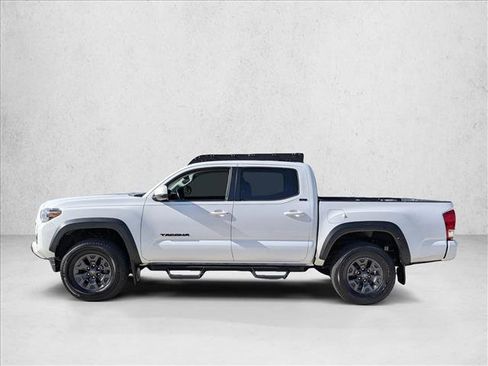 Used 2021 Toyota Tacoma SR5 w/ Trail Edition RWD image 8