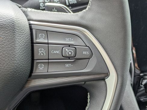 New 2026 Jeep Grand Cherokee Laredo X RWD image 28