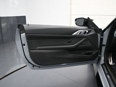 Used 2023 BMW M4 xDrive Competition AWD/4WD image 10