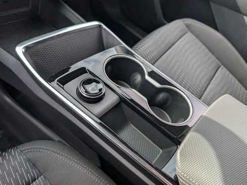 New 2026 Chevrolet Equinox LT AWD/4WD image 11
