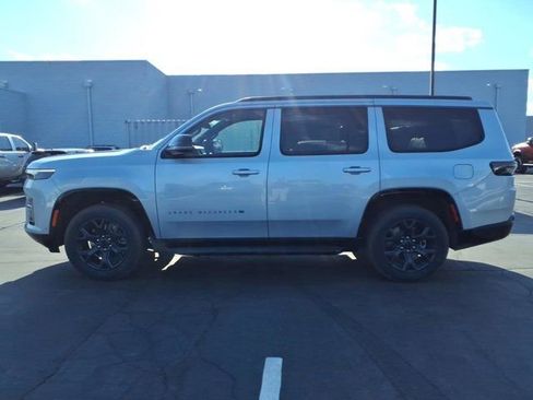 New 2026 Jeep Grand Wagoneer Limited w/ HD Trailer Tow Package AWD/4WD image 3