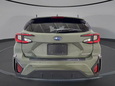 Certified 2025 Subaru Crosstrek 2.5i Limited w/ Crosstrek Mirror Package image 4