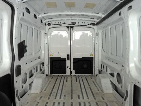 Used 2023 Ford Transit 250 Medium Roof AWD image 22