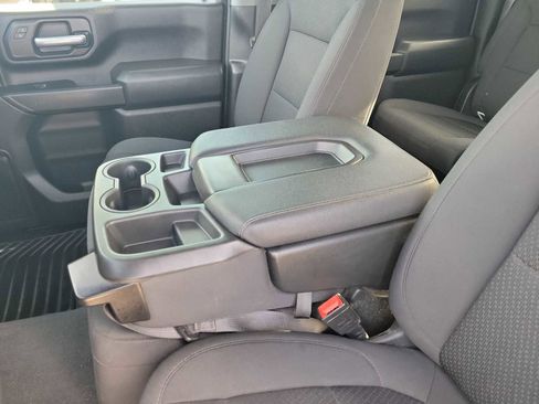 Used 2022 Chevrolet Silverado 2500 Custom w/ Gooseneck/5TH Wheel Package image 16