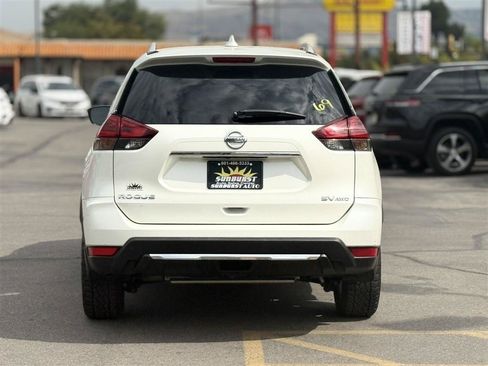 Used 2019 Nissan Rogue SV AWD/4WD image 6