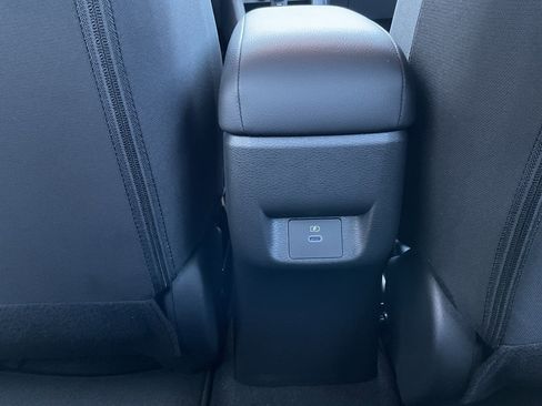 New 2025 Nissan Versa SV w/ Trunk Package image 16