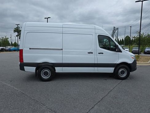 New 2025 Mercedes-Benz Sprinter 2500 image 2