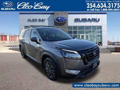 Used 2022 Nissan Pathfinder SV w/ SV Black Package