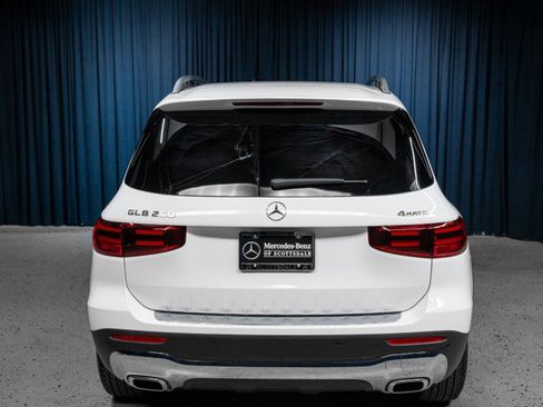 New 2026 Mercedes-Benz GLB 250 4MATIC image 8