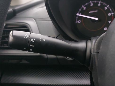 Certified 2023 Subaru Crosstrek 2.0i image 25