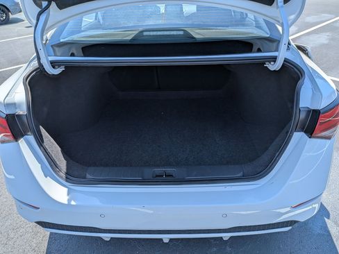 Used 2025 Nissan Sentra SV FWD image 31