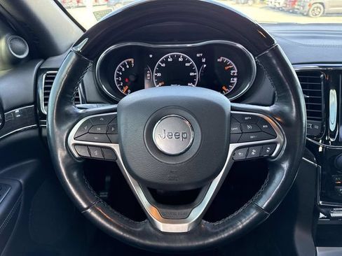 Used 2021 Jeep Grand Cherokee Overland RWD image 14