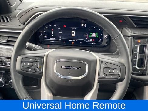 Certified 2023 GMC Yukon Denali AWD/4WD image 7