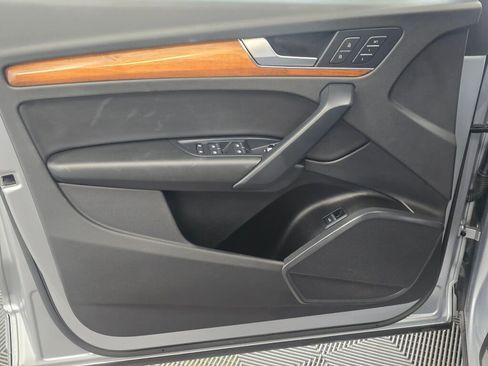 Used 2023 Audi Q5 2.0T Premium w/ Convenience Package image 35