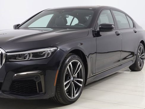 Used 2022 BMW 750i xDrive w/ M Sport Package image 73