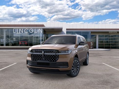 New 2026 Lincoln Navigator Black Label AWD/4WD image 3