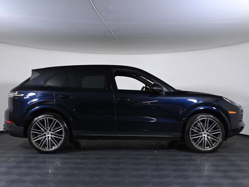 Certified 2023 Porsche Cayenne Platinum Edition AWD/4WD image 13