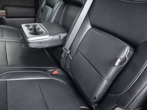 Used 2019 Chevrolet Silverado 1500 LT Trail Boss w/ Convenience Package AWD/4WD image 19