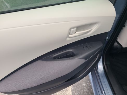 Used 2024 Toyota Corolla LE FWD image 10