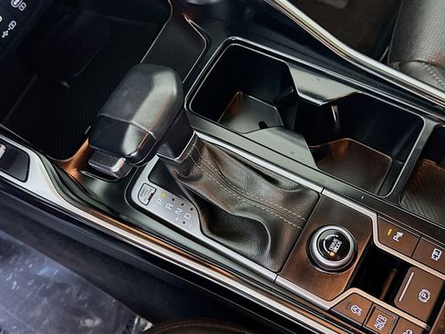 Used 2024 Kia Sorento S image 20