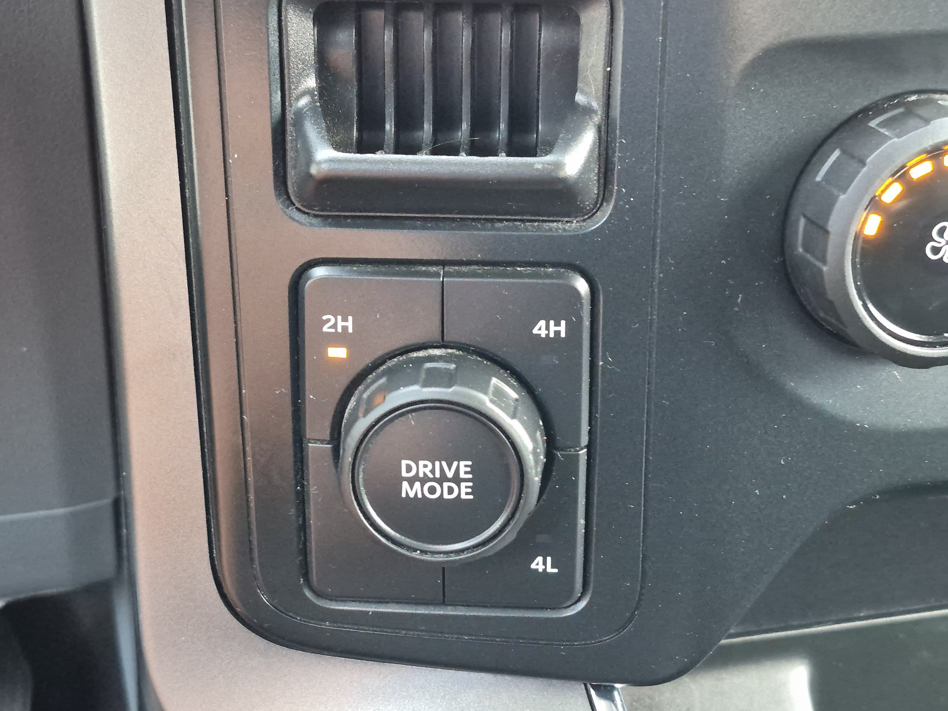 Used 2022 Ford F150 XLT AWD/4WD image 26