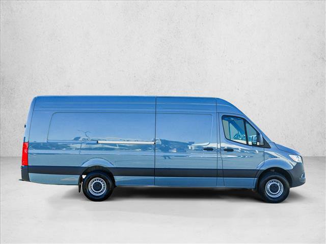 New 2027 Mercedes-Benz Sprinter 2500 image 4