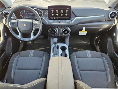 New 2026 Chevrolet Blazer LT w/ Midnight/Sport Edition FWD image 15