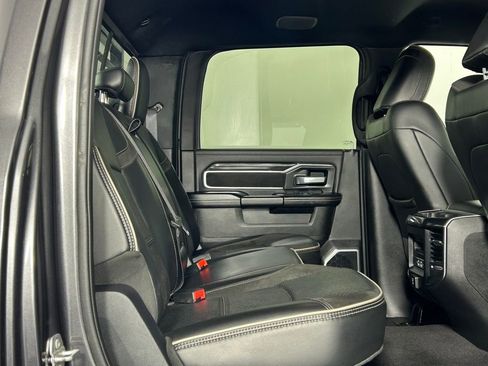 Used 2022 RAM 2500 Laramie w/ Night Edition image 14