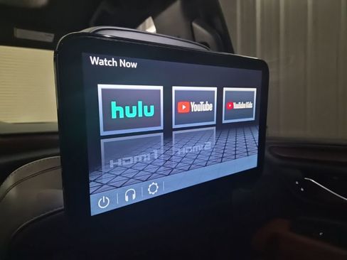 Used 2023 GMC Yukon XL Denali Ultimate image 42