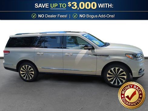 Used 2023 Lincoln Navigator L Reserve AWD/4WD image 8